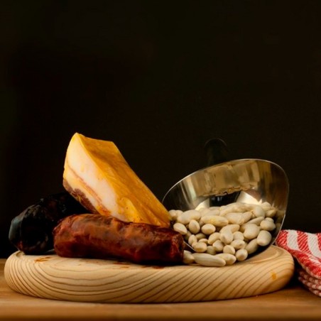 Fabas asturianas Campoastur, con denominación de origen IGP. Paquete de 1 kg. Incluye compango: chorizo, morcilla y lacón